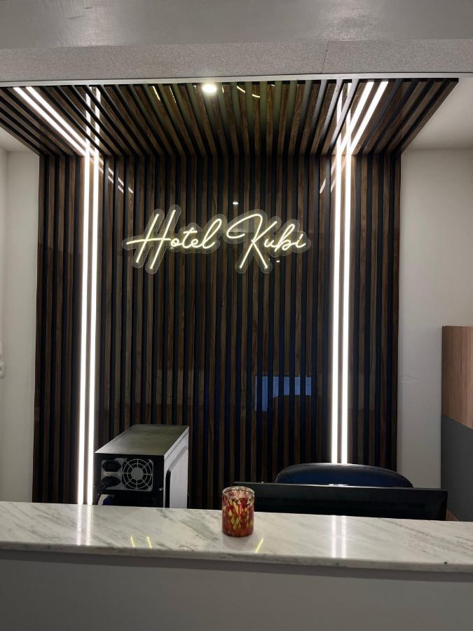 Kubi Hotel ストルガ エクステリア 写真