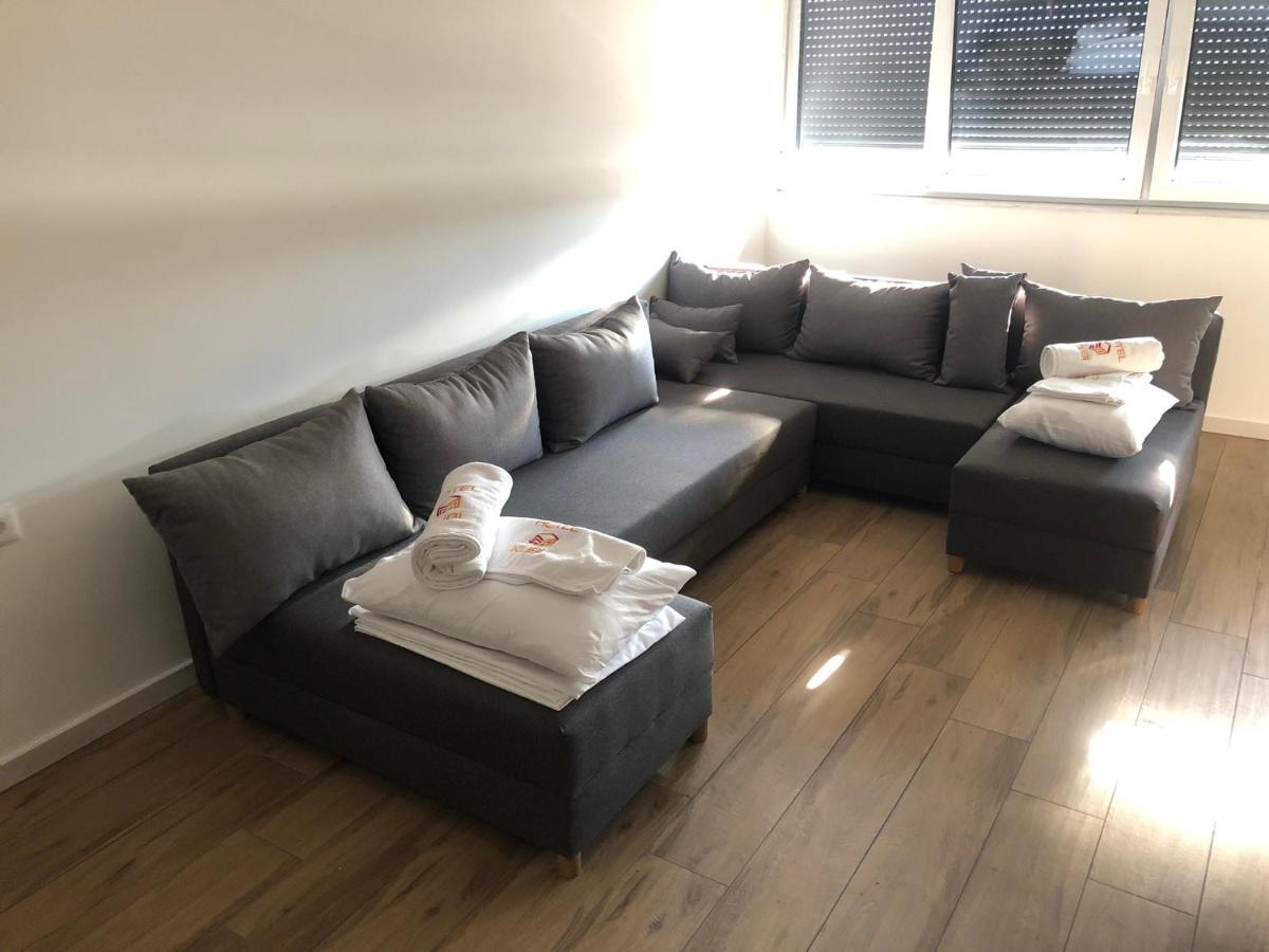 Kubi Hotel ストルガ エクステリア 写真